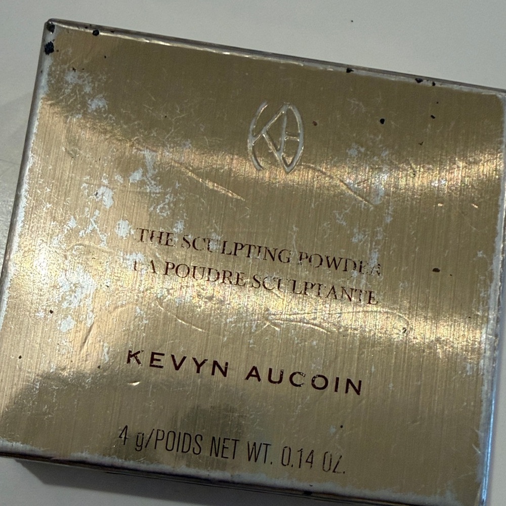 Kevyn Aucoin Gold Sculpting Powder